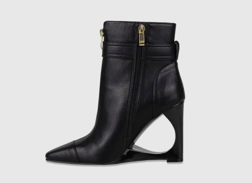 Fantasy Boots